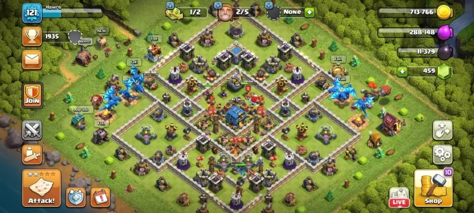 Th 12 / LeveL 121 / Gems 459 / Heroes (52 53 24 22) / CN 500 / code 240