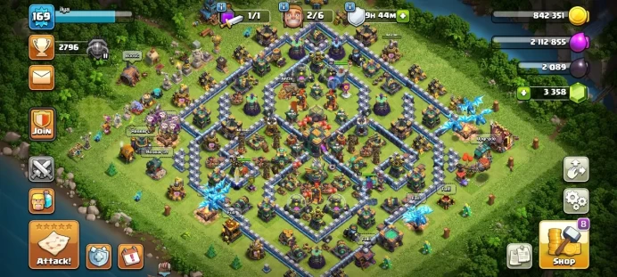 Th 14 / LeveL 169 / Gems 3358 / Heroes (49 61 51 34 27) / CN 1000 / code 352