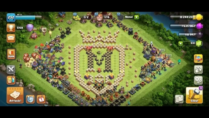 A Clash Royale Max is connected to this Gmail account. 5 hero max 98% max Ebility max  2 skin hero This account is 14 years old.