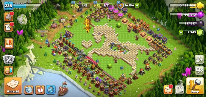 TH16 (98% MAX)!! HIGH HEROES !! HIGH LEVEL EQUIPMENTS (3 EPIC ALMOST MAX)!! NEAR MAX DEFENCE & ARMY !! MAX BUILDER HEROES !! 752 MEDALS!! NC AVL