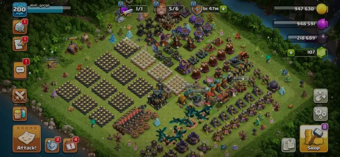 TH 17 Almost Max, 5 Equipment Epic, Wall Max, Defense Max, Hero High Level, 3 Hero Skin