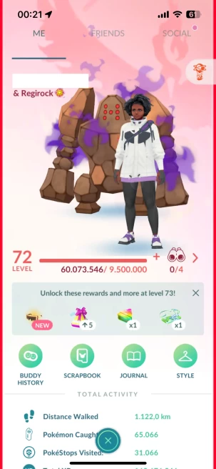 Level 72, 2 Legend IV100, 182 Shiny, 147 Legend, 31 IV 100, 10 Shiny Legend, 45 Shadow Legend