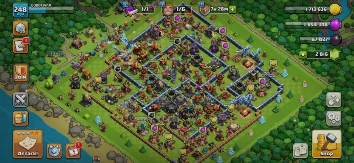 TH 17 Max, 5 Equipment Epic, 600 League Medal, Troops Max, Defense High Level, WLl High Level, 9 Hero Skin