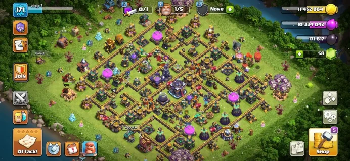 TH 15 - TH 14 Full Max - 10 Equipment Epic - Wall Max - Defense Max - 6 Hero Skin - Change Name 500Gems
