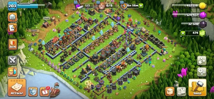 TH 17 Max, 10 Equipment Epic, 490 League Medal, Defense Max, Wall High Level, Magic Items
