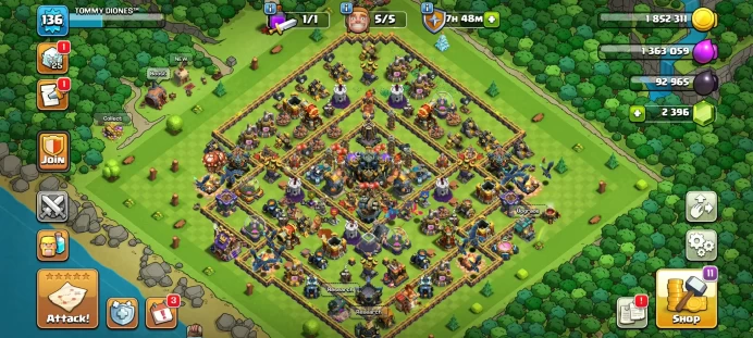 TH 17 2396 GEMS | FREE NAME | HIGH LEVEL WALLS / DEFENSE | LOTS OF MAGIC ITEMS EQUIPMENT EPIC HERO SKIN GEMS