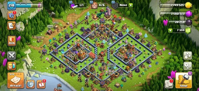 TH 16 Max, 7660 Gem, 3 Equipment Epic, 5 Hero Skin, Defense Max, Magic Items