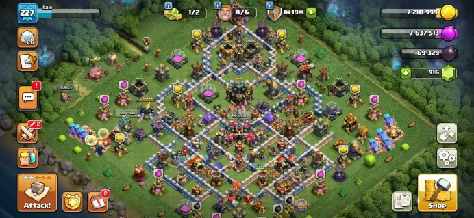 | TH 17 ACC | HEROES 86_94_63_65_41 | XP LVL 227 | 900 CWL MEDALS | FREE NC | MAGIC ITEMS STACKED | 10 EPIC EQUIPMENTS | BH 10