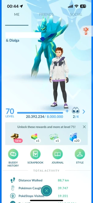 Level 70, 4 Legendary IV100, 325 Pokemon 3000CP+, 122 Shiny, 142 Legendary, 387 IV 100, 14 Shiny Legendary, 19 Shadow Legendary