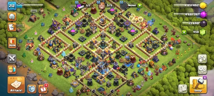 TH 18, 11 Equipment Epic 3 Lv 27, Defense Full Max, 5 Hero Skin, Troops Max, 2298 war stars