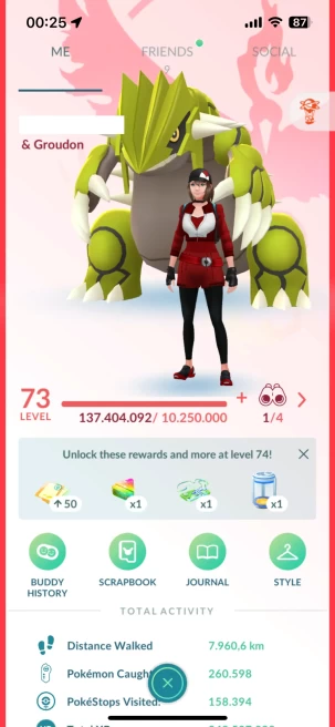 Level 73, 12 Legendary IV100, 698 Pokemon 3000CP+, 978 Shiny, 297 Legendary, 674 IV 100, 15 Shiny Legendary, 116 Shadow Legendary