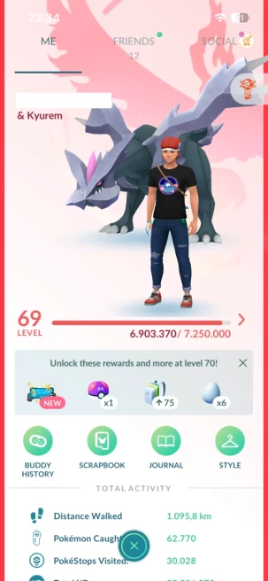 Level 69, 73 Pokemon 3000CP+, 154 Shiny, 199 Legendary, 121 IV 100, 5 Shiny Legendary
