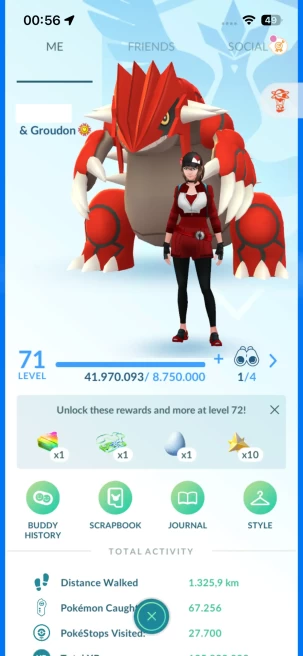 Level 71, 8 Legendary IV100, 232 Shiny, 240 Legendary, 137 IV 100, 14 Shiny Legendary, 49 Shadow Legendary