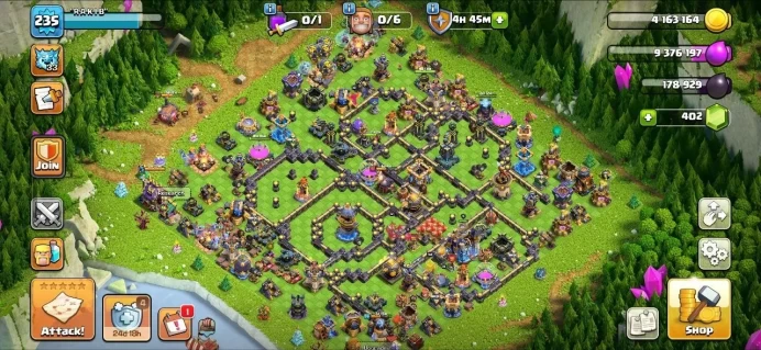 Th18 Almost Max [15 Trops Max] [] 3 Heros Max-Duke 12 [] Equipments-3-Epic Another 23+26+20 [] XP-235 [] Lvl 18+19 Wall