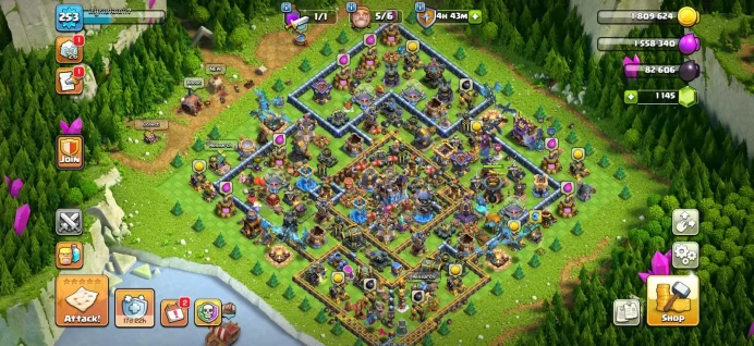 Town hall 18 Xp 253, high level hero,good defense, C2608