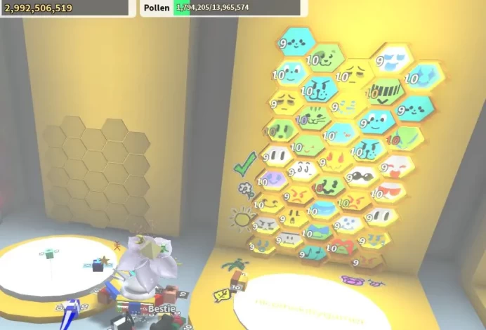 ROBLOX1641//ACCOUNT WITH 41 BEES/10 LVL HIVE/1 MYTHIC BEE/CUB/GUMMY MASK/BEAR BEE