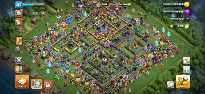 Town hall 18 Xp 252, 10 equipment epic, 23/24 equipment common max, C5256