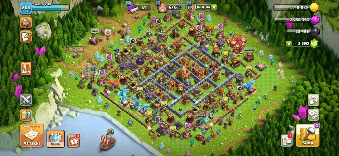 Town hall 16 Xp 233, 4 equipment epic, 3300 GEMS, C6270