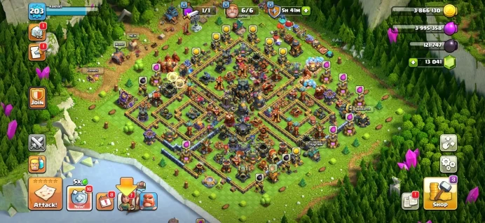 Town hall 17 Xp 203, 15 equipment epic, 13000 GEMS, full medals cwl 2500, C6309