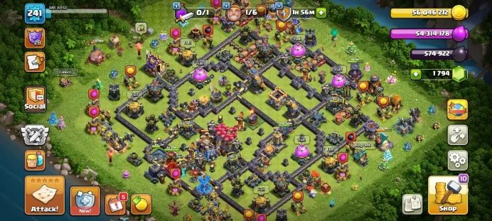 TH 17 max, 15 Equipment Epic, Hero Max, Wall Max, defense Max, 13 Skin Hero, (Guaranteed security)