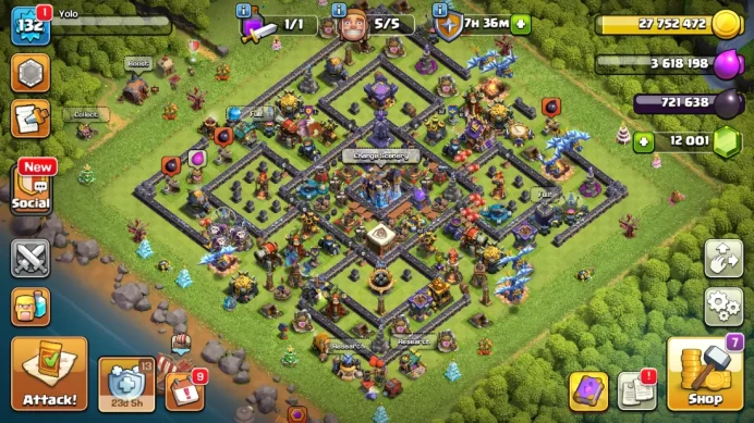 [CC4/l4F] TH18, Lv19 walls, upgraded troops, 320+ camp, ≤6 missing troops/spells/siege, 6-hero total 200+, 11k+ gems, BH6+, 4+ epic equipment 