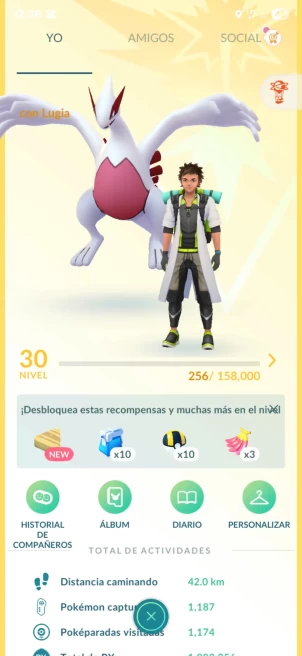 Cuenta nivel 30 con 37 legendarios, 4 shiny y 2 100%iv