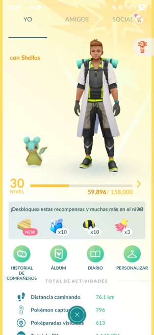 Cuenta nivel 30 con 11 legendarios (thundurus oscuro shiny, zamazenta, moltres, xerneas)